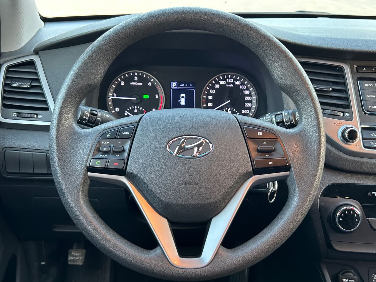 Hyundai Tucson 2016 — Миниатюра 12