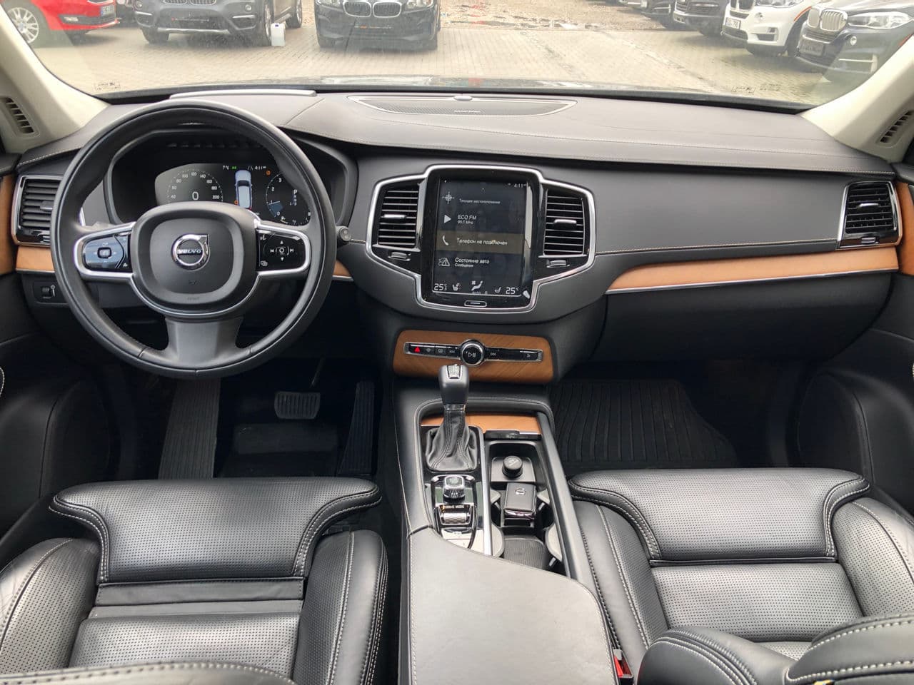 Volvo XC 90 2018 — Миниатюра 6