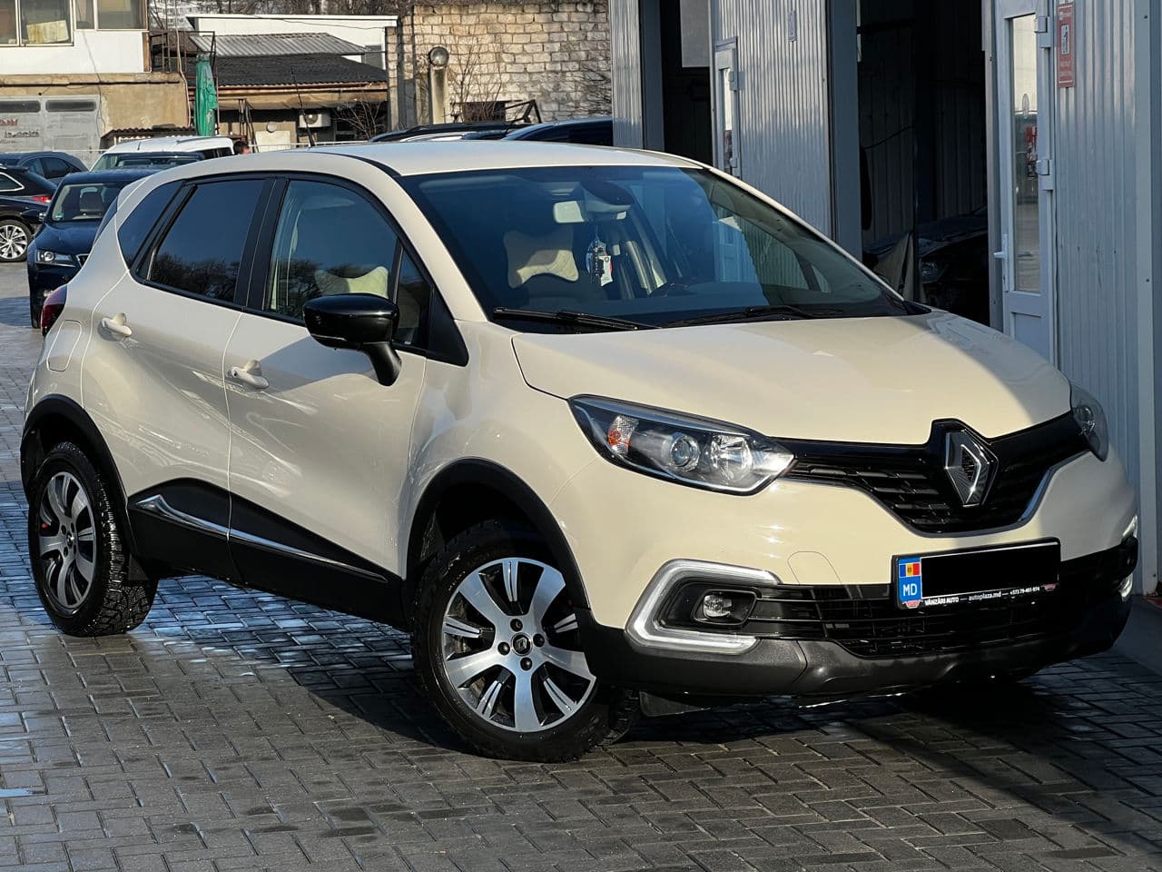 Renault Captur 2017 — Миниатюра 3