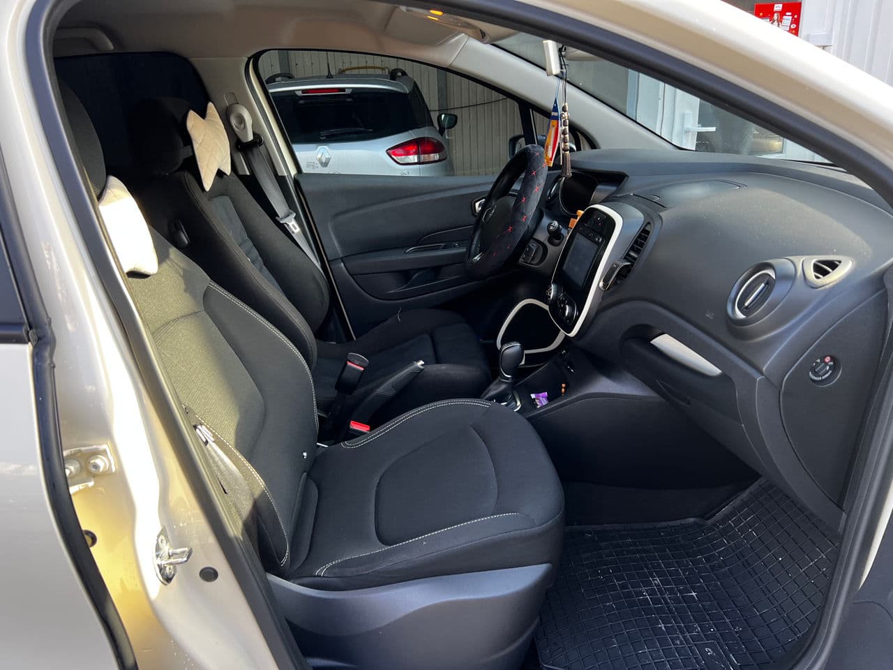 Renault Captur 2017 — Миниатюра 5