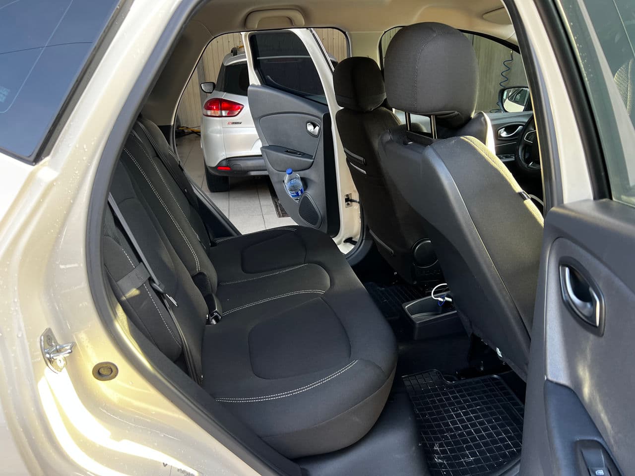 Renault Captur 2017 — Миниатюра 16