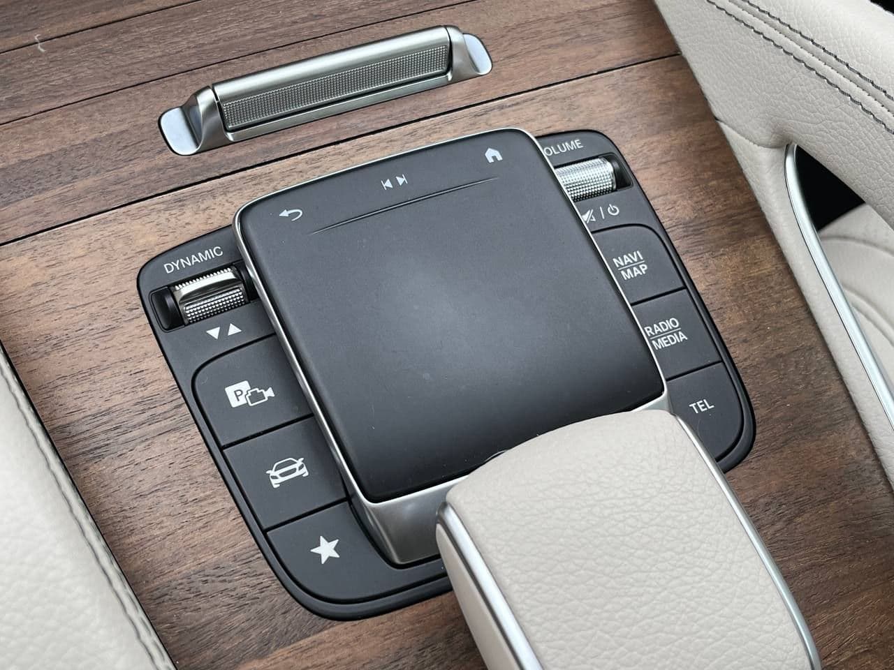 Mercedes GLS 450 2022 — Миниатюра 16