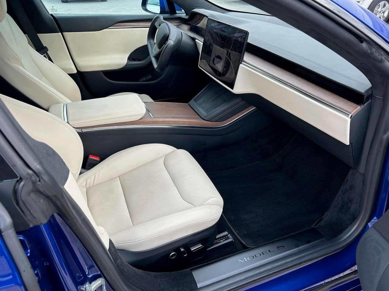 Tesla Model S Plaid 2022 — Миниатюра 16