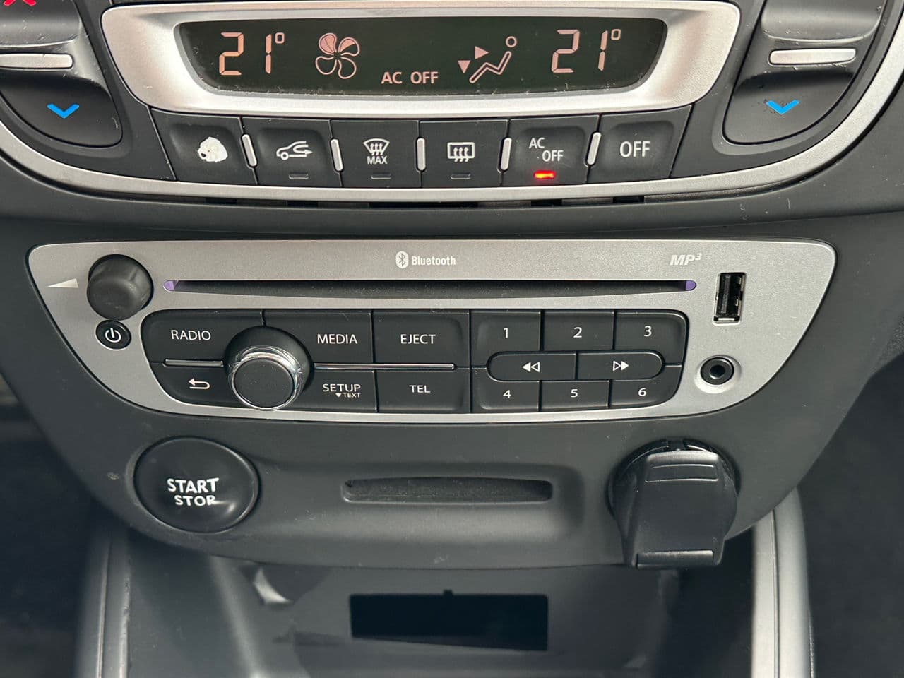 Renault Megane 2014 — Миниатюра 16