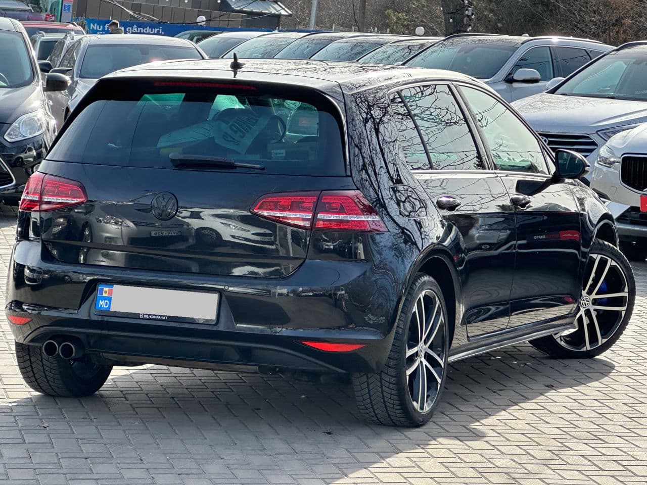 Volkswagen Golf GTE 2015 — Миниатюра 3