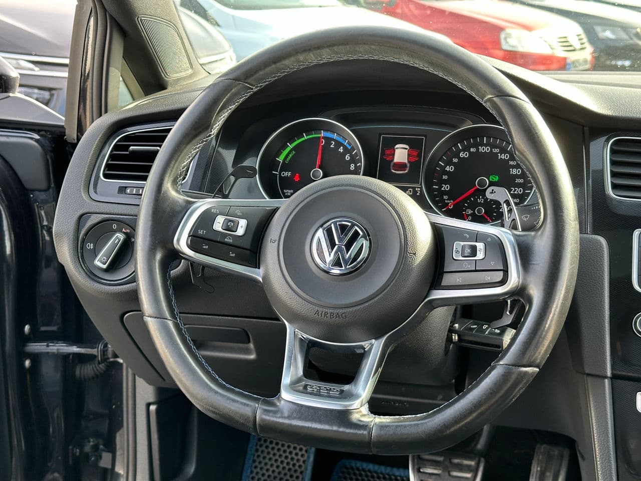 Volkswagen Golf GTE 2015 — Миниатюра 11