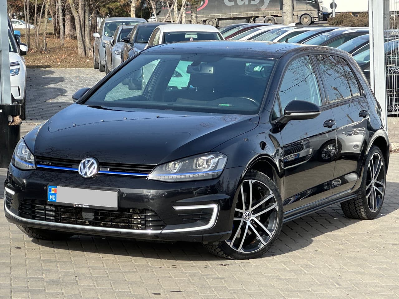 Volkswagen Golf GTE 2015 — Миниатюра 2