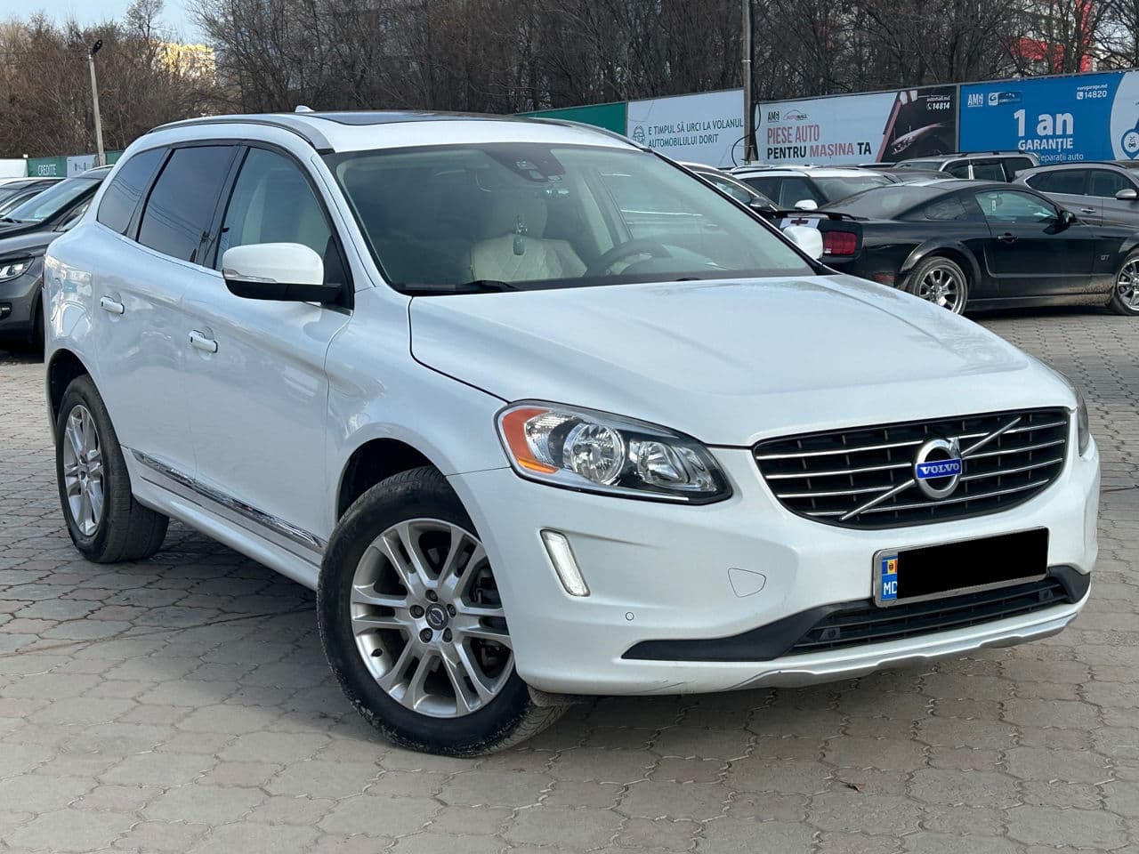 Volvo XC 60 2015 — Миниатюра 4