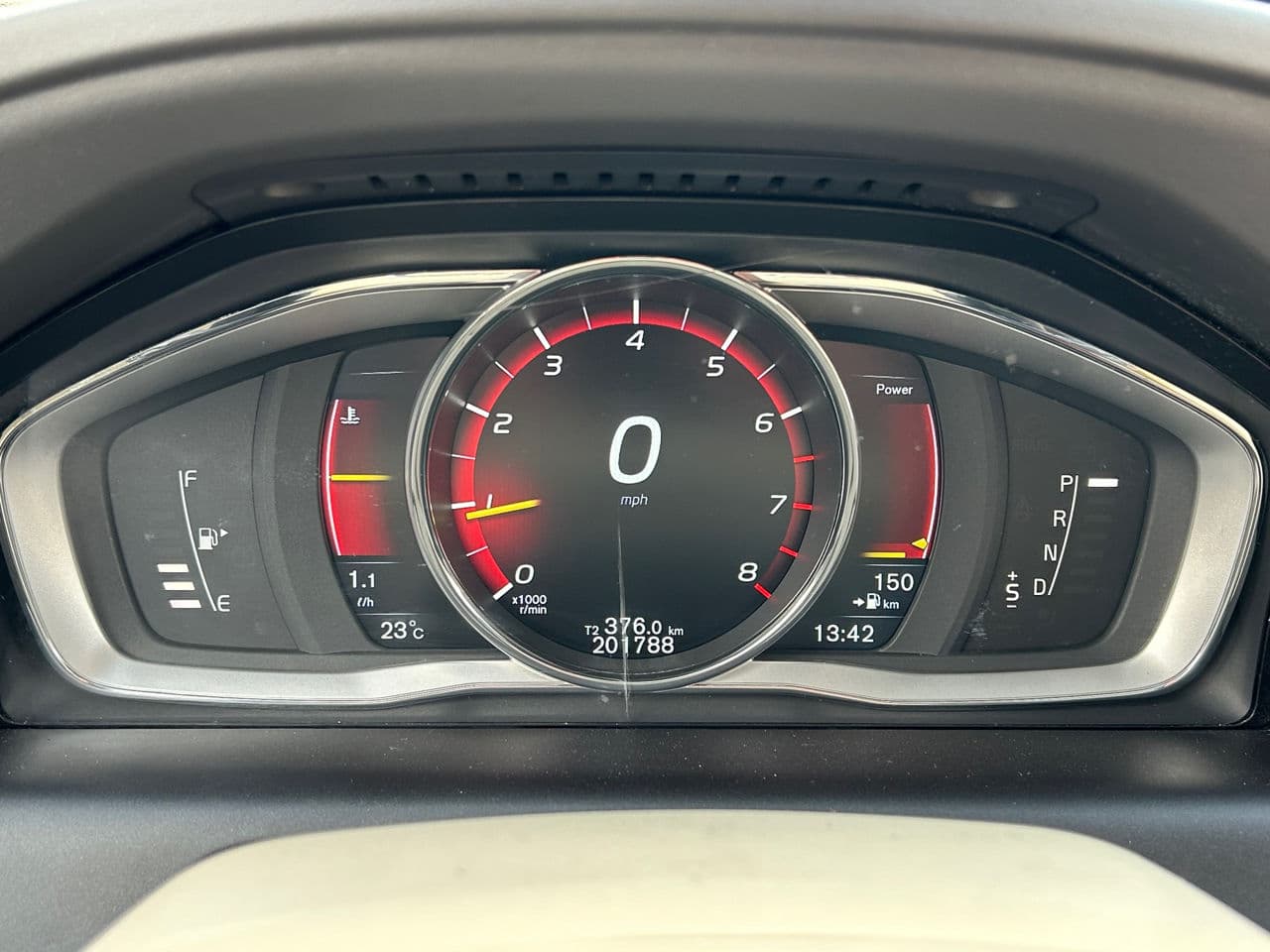 Volvo XC 60 2015 — Миниатюра 13