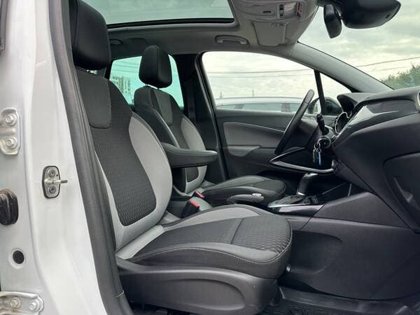 Opel Crossland X 2019 — Миниатюра 6