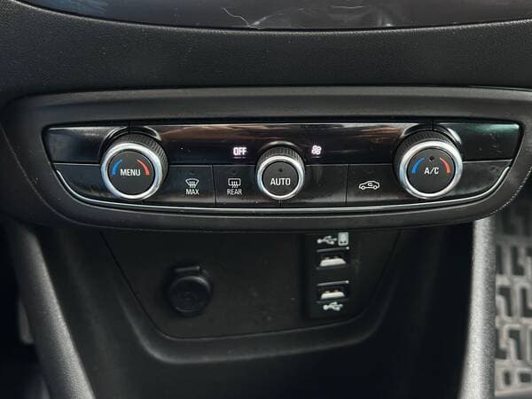Opel Crossland X 2019 — Миниатюра 16