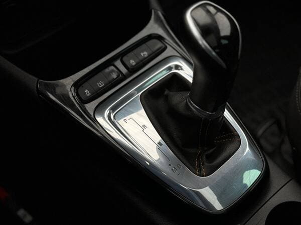 Opel Crossland X 2019 — Миниатюра 17