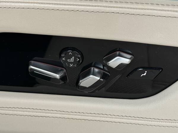2020 BMW 730 — Miniatură 27