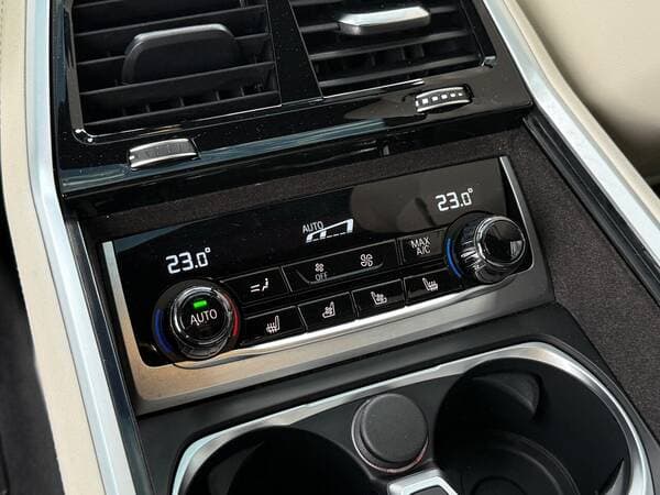 2020 BMW 730 — Miniatură 26