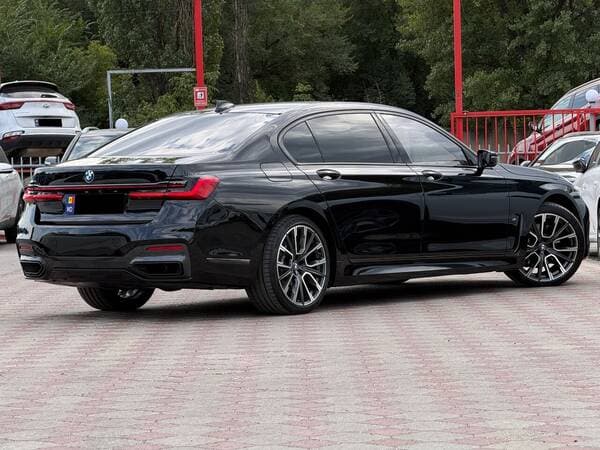 2020 BMW 730 — Miniatură 4