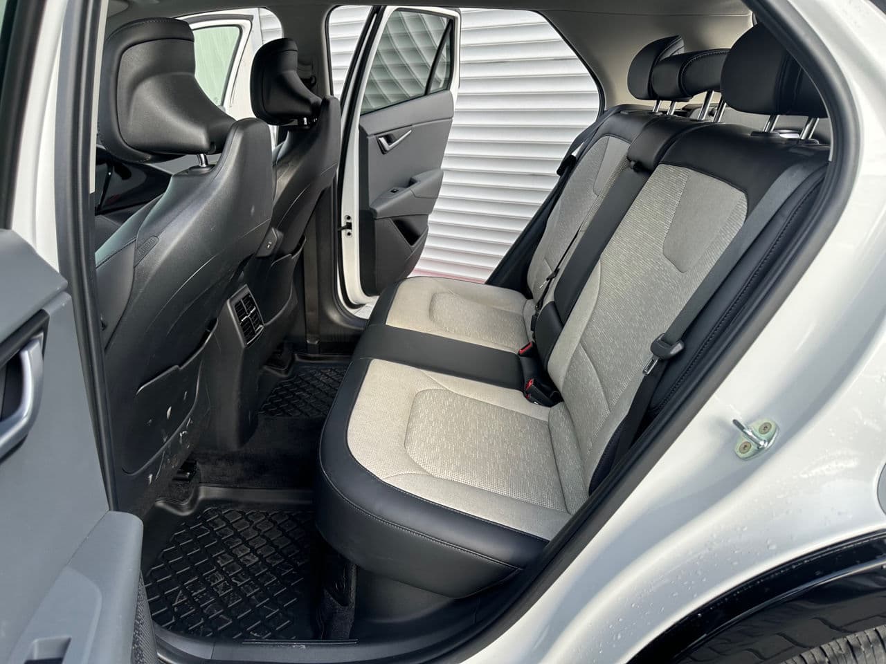 Kia Niro 2023 — Миниатюра 6