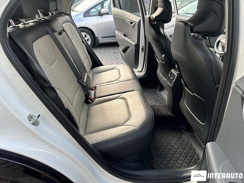 Kia Niro 2023 — Миниатюра 14