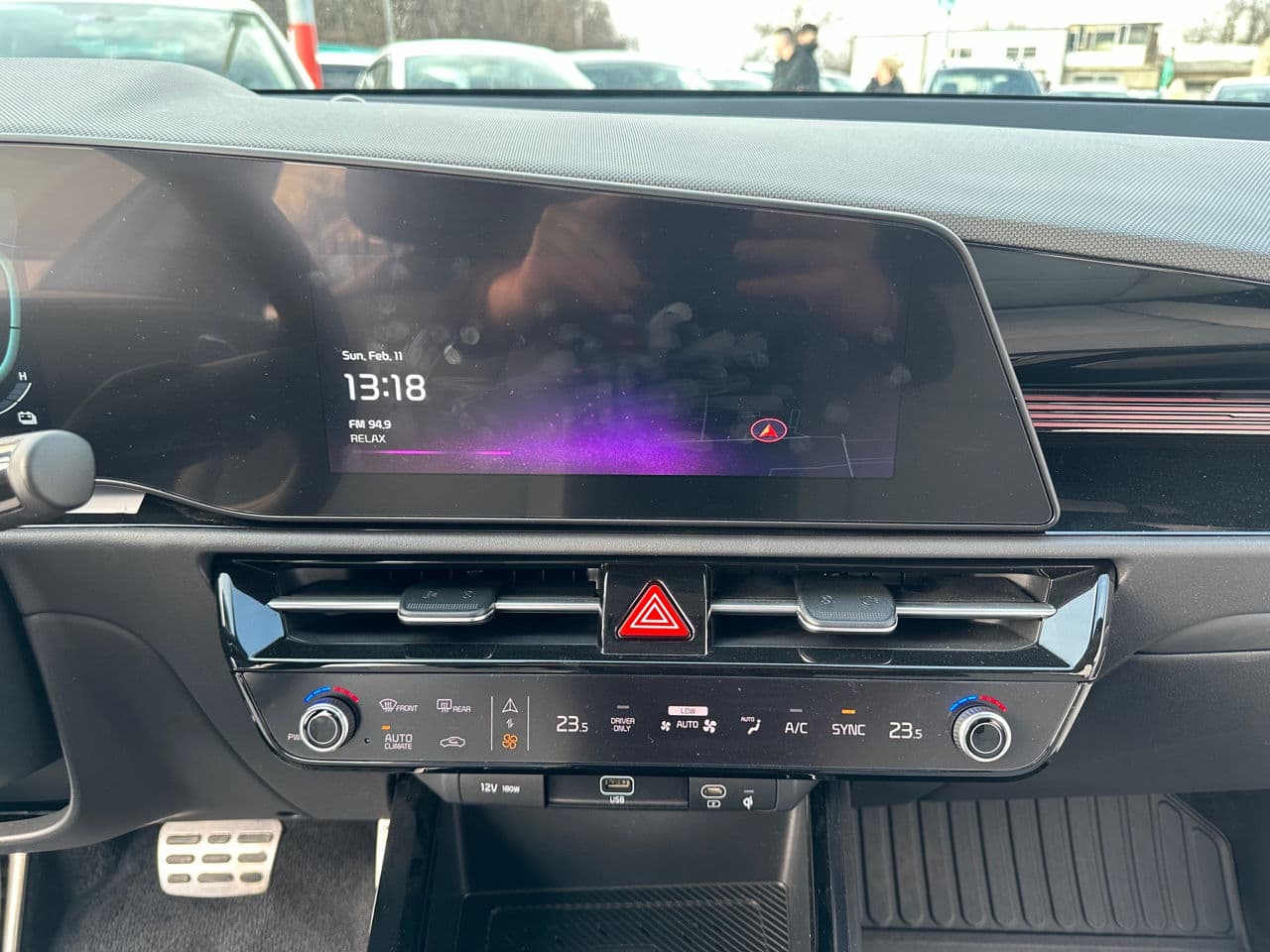 Kia Niro 2023 — Миниатюра 10