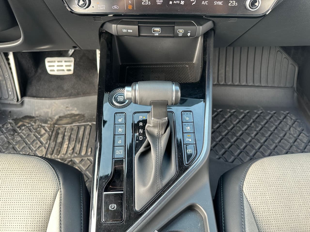 Kia Niro 2023 — Миниатюра 12