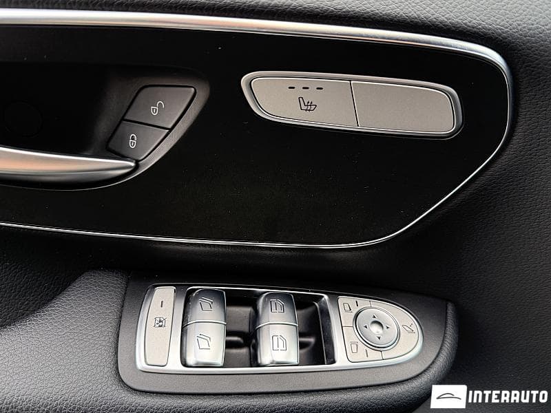 Mercedes V 220 2021 — Миниатюра 19