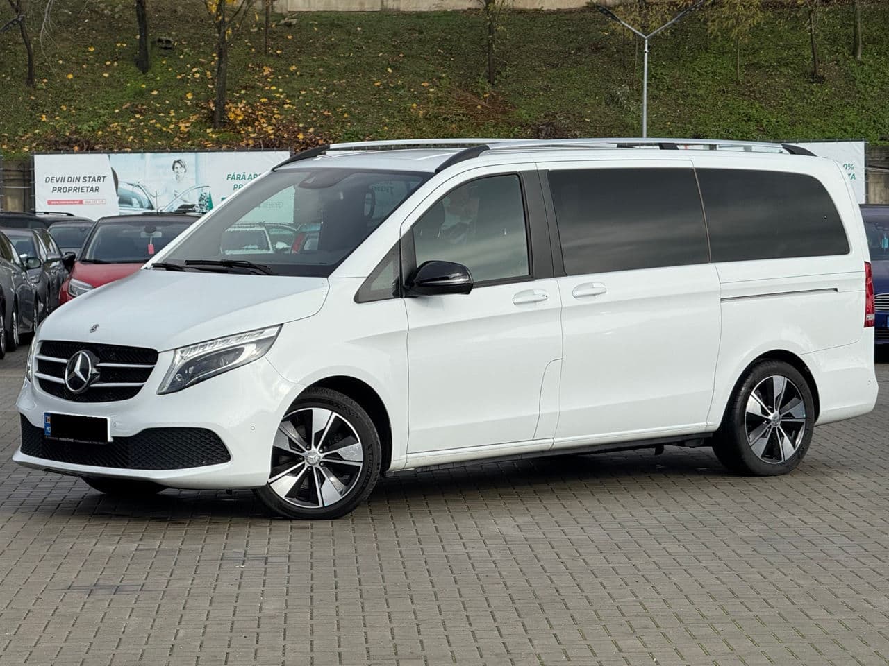 Mercedes V 220 2021 — Миниатюра 2
