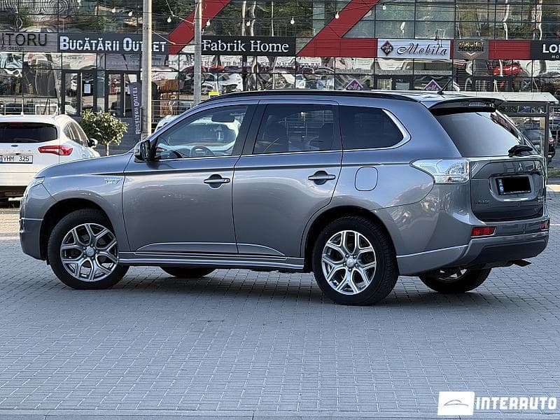 Mitsubishi Outlander 2014 — Миниатюра 4