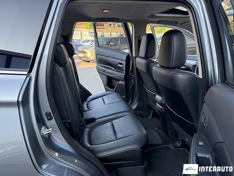 Mitsubishi Outlander 2014 — Миниатюра 14