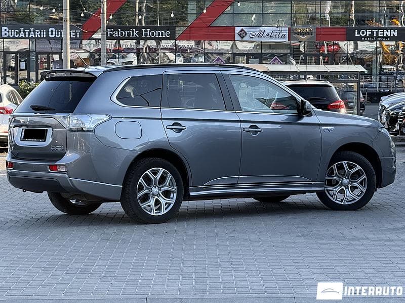 Mitsubishi Outlander 2014 — Миниатюра 3
