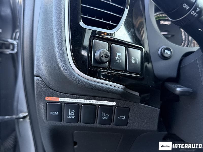 Mitsubishi Outlander 2014 — Миниатюра 19