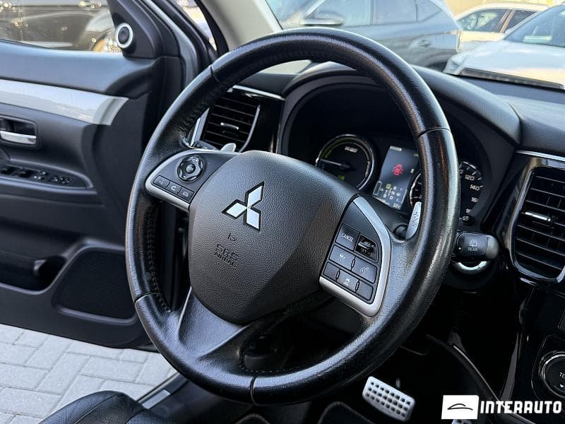 Mitsubishi Outlander 2014 — Миниатюра 7