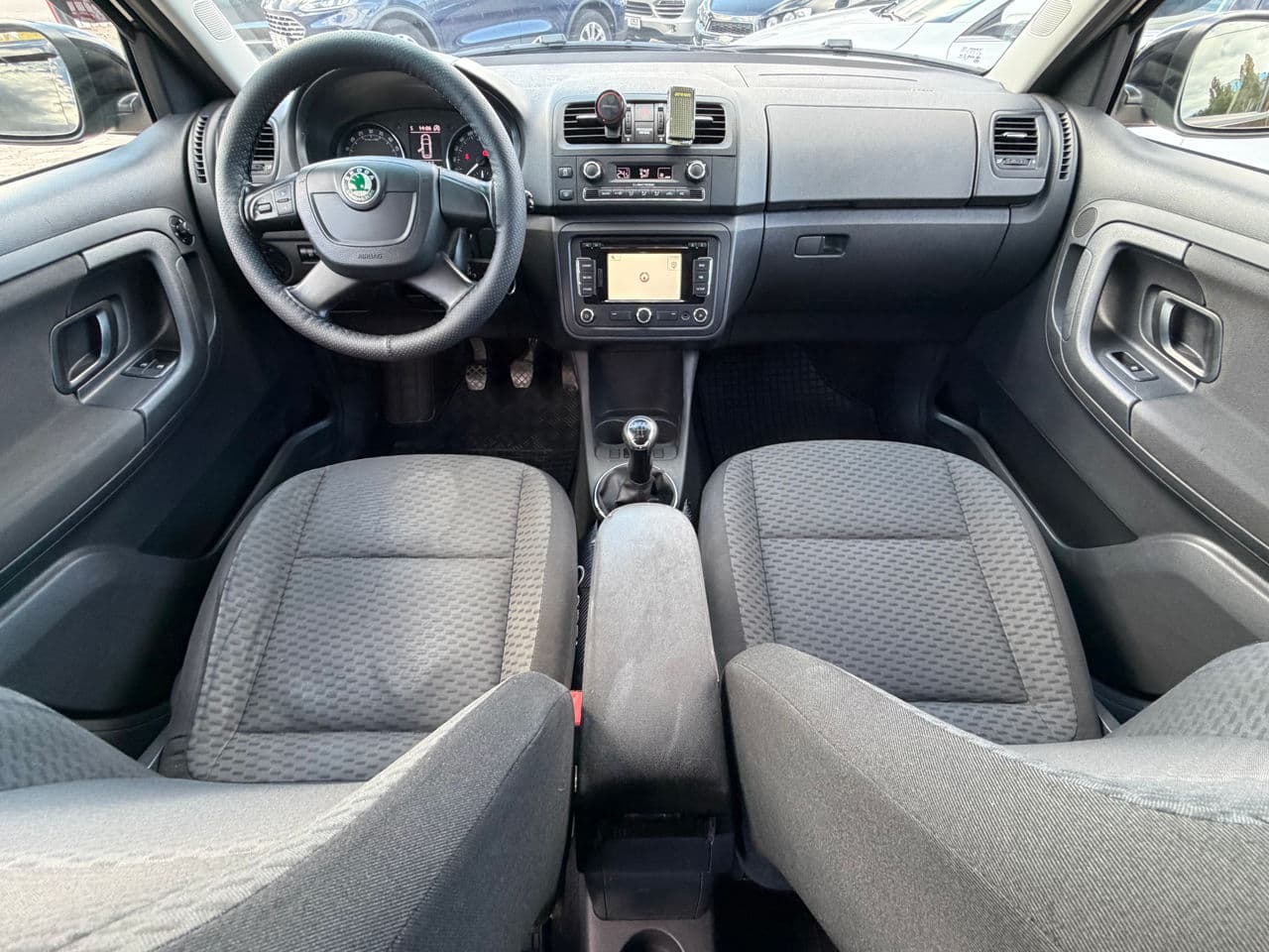 Skoda Fabia 2011 — Миниатюра 8
