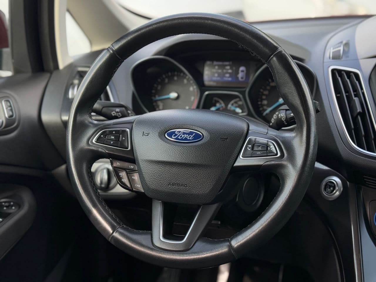 Ford Grand C-MAX 2016 — Миниатюра 9