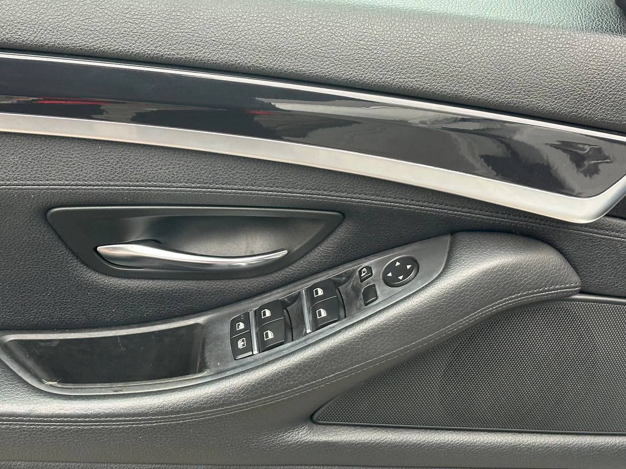 BMW 525 2012 — Миниатюра 5