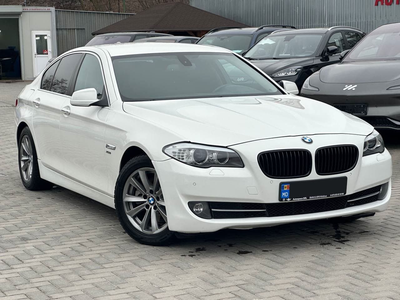 BMW 525 2012 — Миниатюра 3