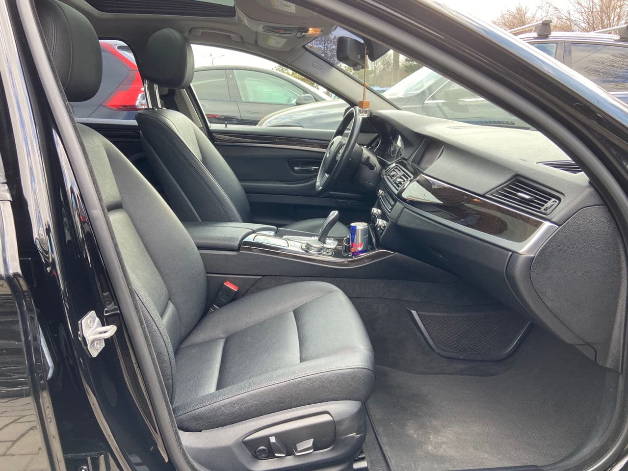 BMW 528 2015 — Миниатюра 16