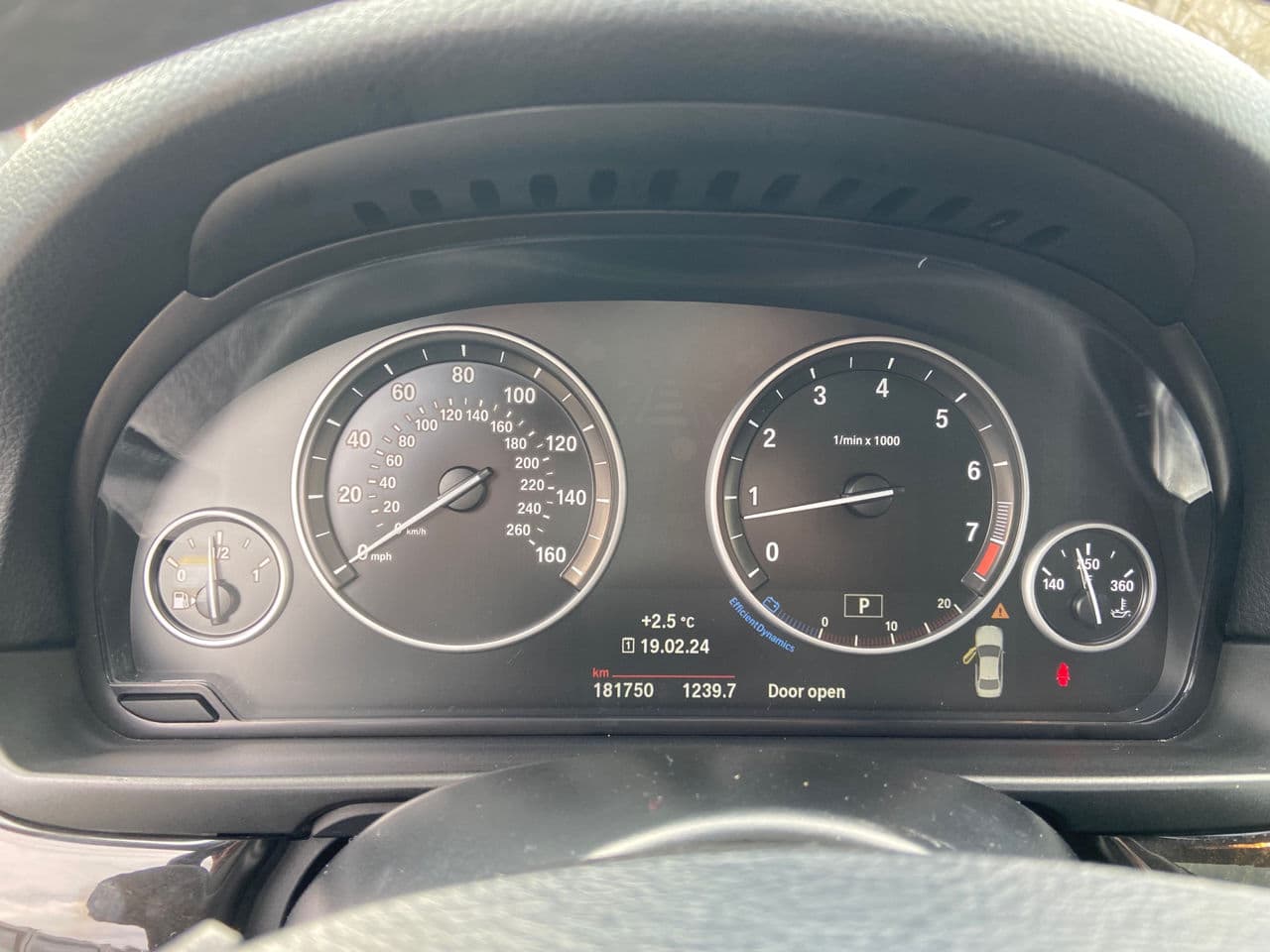 BMW 528 2015 — Миниатюра 9