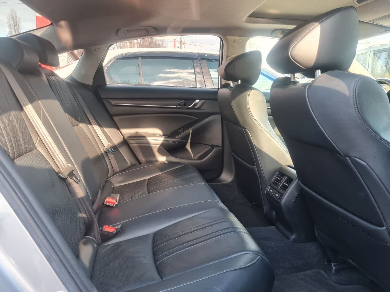 Honda Accord 2021 — Миниатюра 8