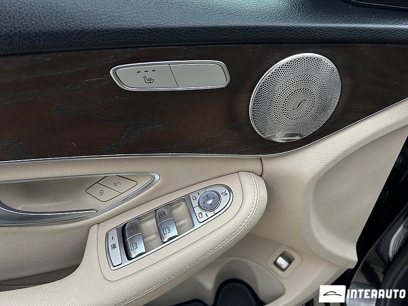 2018 Mercedes C 220 — Miniatură 7