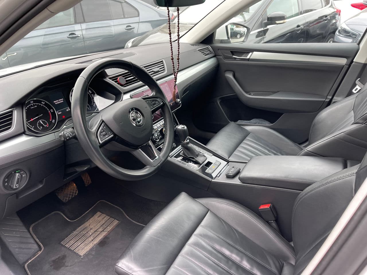 Skoda Superb 2018 — Миниатюра 7