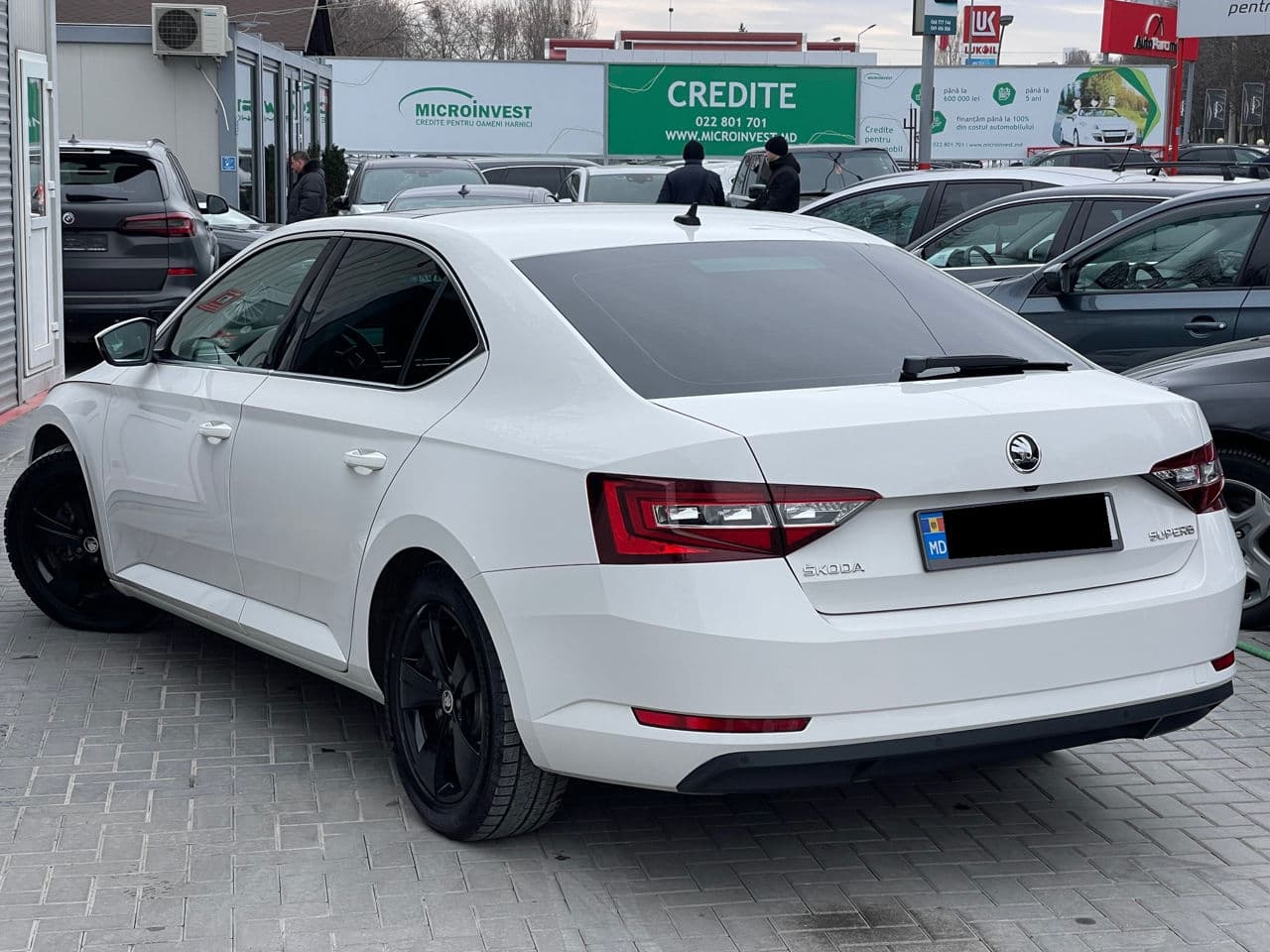 Skoda Superb 2018 — Миниатюра 3