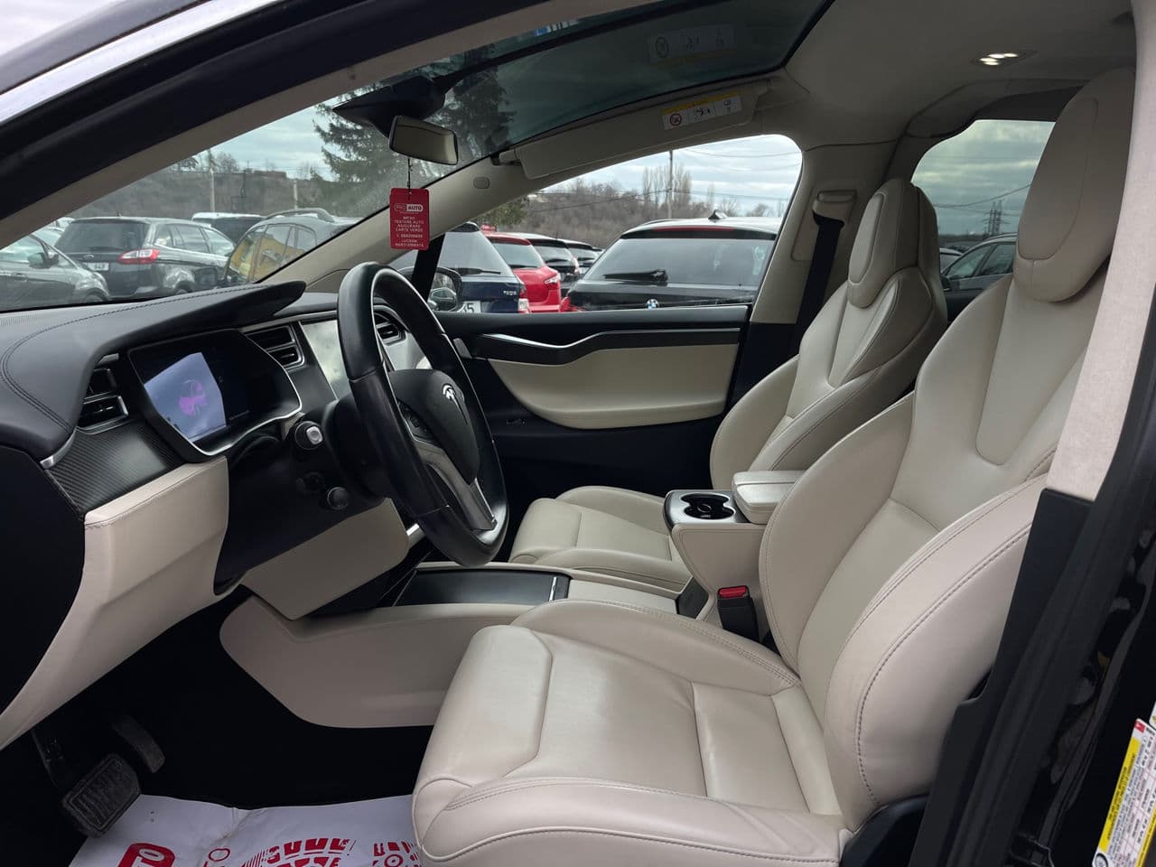Tesla Model X 2018 — Миниатюра 8