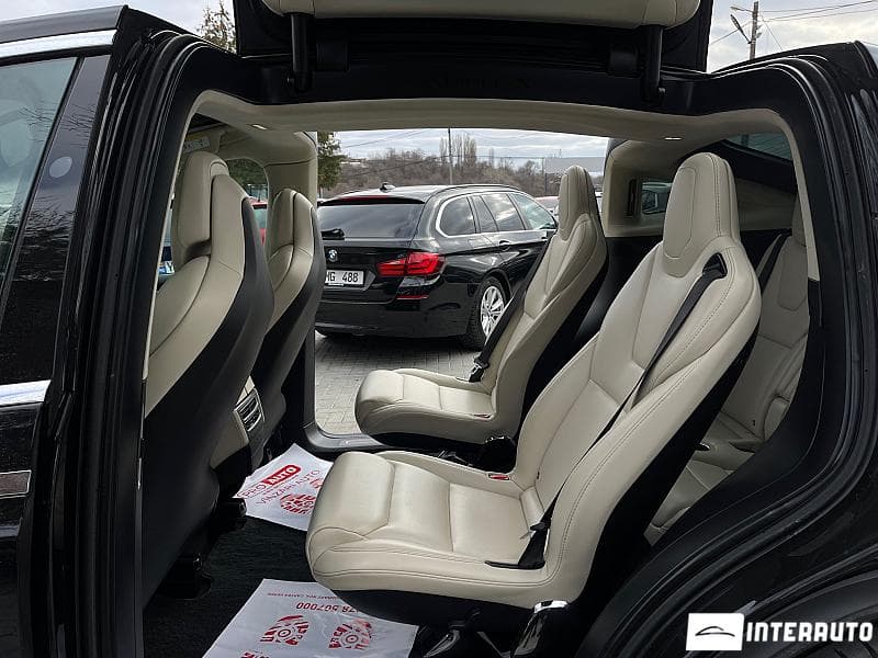 Tesla Model X 2018 — Миниатюра 24