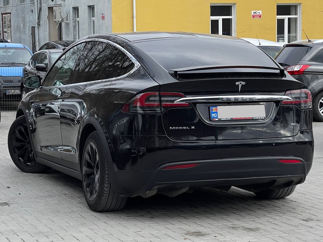 Tesla Model X 2018 — Миниатюра 4