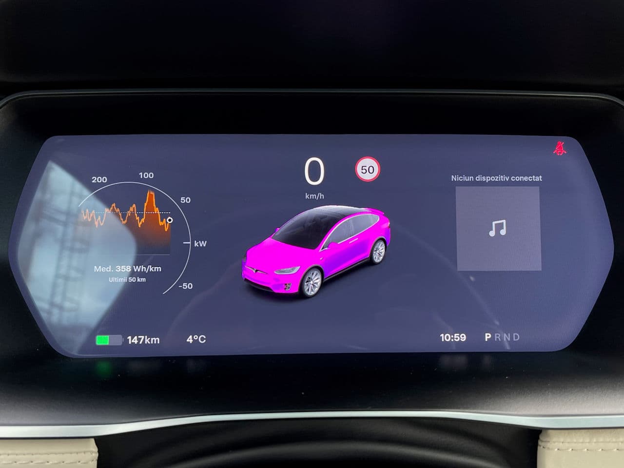 Tesla Model X 2018 — Миниатюра 14