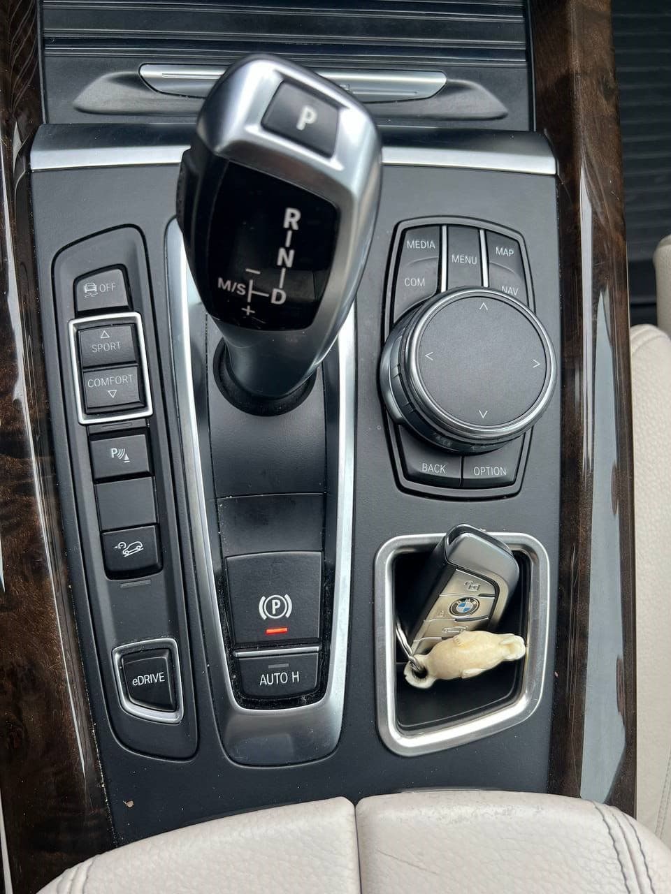 2017 BMW X5 4.0e — Miniatură 13