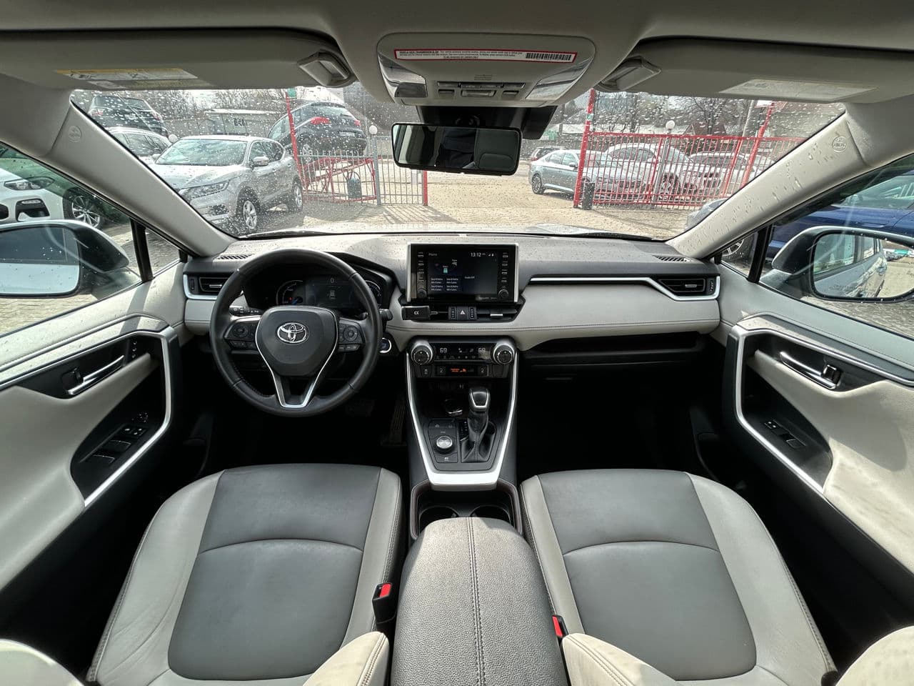 Toyota Rav-4 2019 — Миниатюра 10