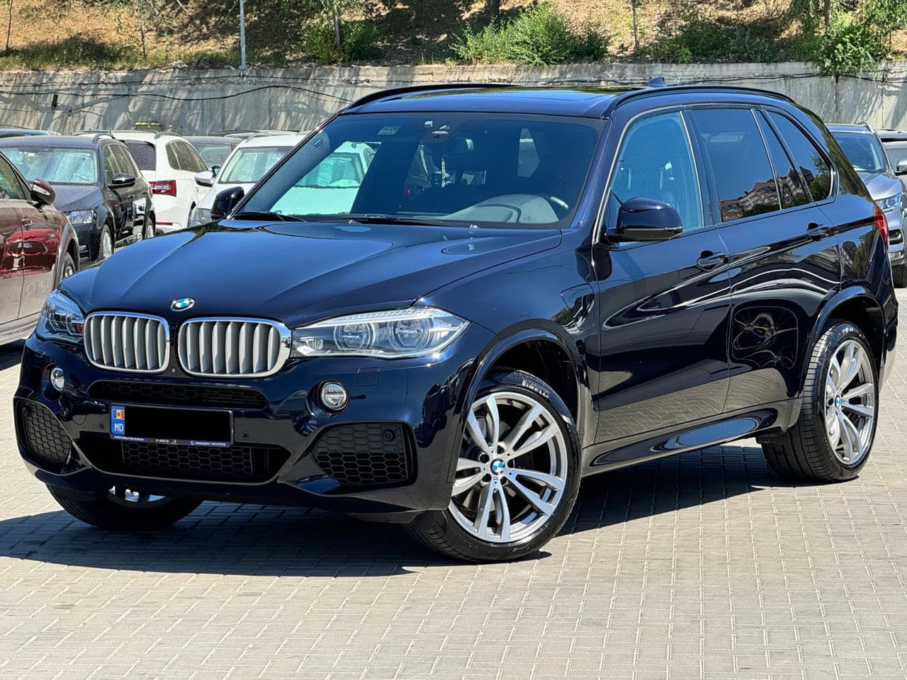 2016 BMW X5 4.0e — Miniatură 2