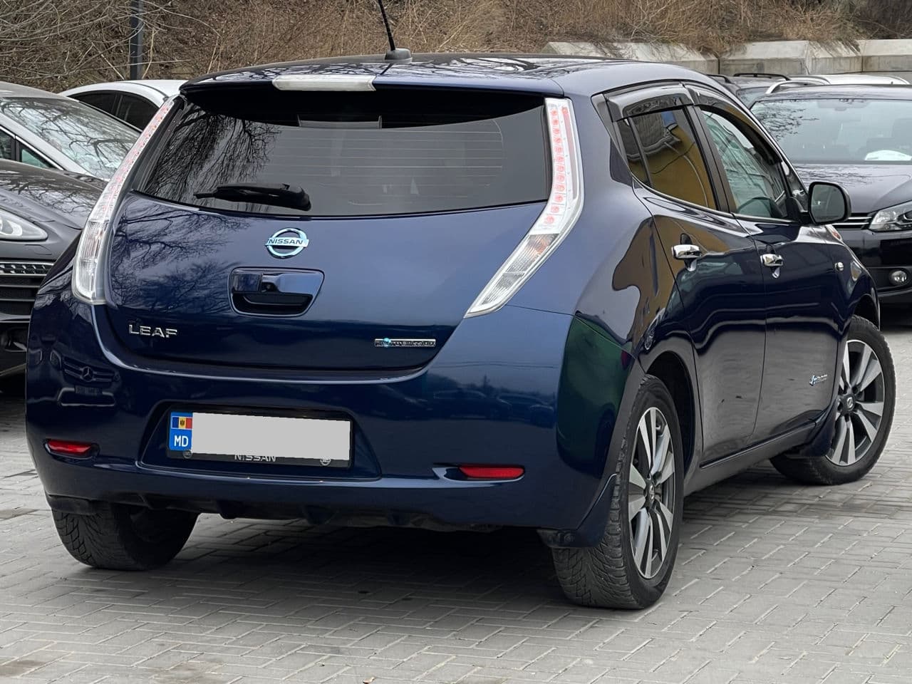 Nissan Leaf 2016 — Миниатюра 2