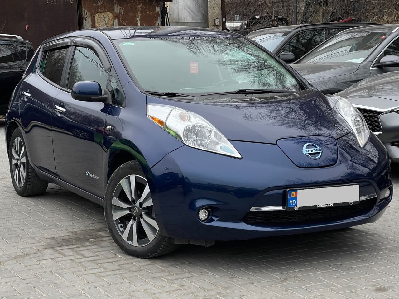 Nissan Leaf 2016 — Миниатюра 3