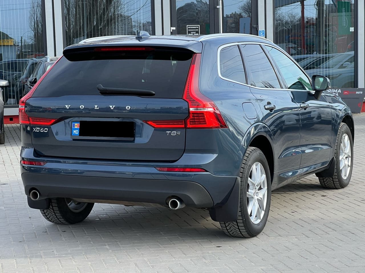 Volvo XC 60 2018 — Миниатюра 3